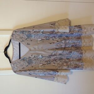 Floral Lace Trim Tunic New Never Worn